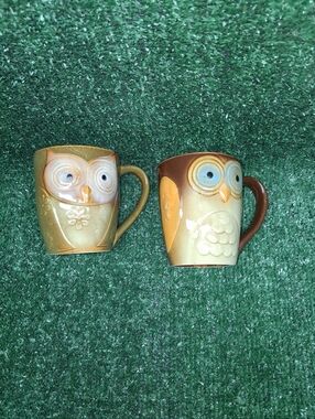 2 Elite Couture Owl Mugs by Gibson -16 oz Pottery Coffee Mug Brown Nice Detail